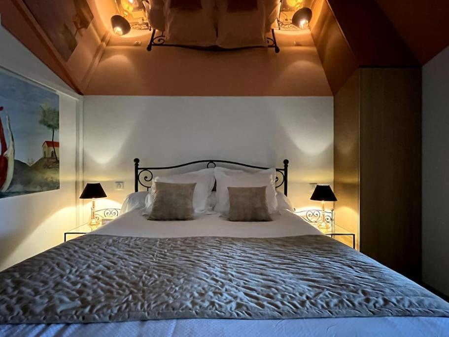 Gîte de charme pour couple avec sauna et jacuzzi extérieurs privatifs Peaugres Esterno foto